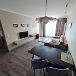 Alicia Aqua E 214 Apartment